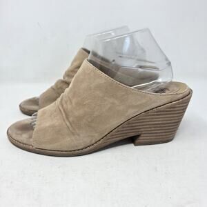 Sofft Womens Strathmore Sandal Size 10 Tan Suede Wedge Heel Mule Casual Shoe